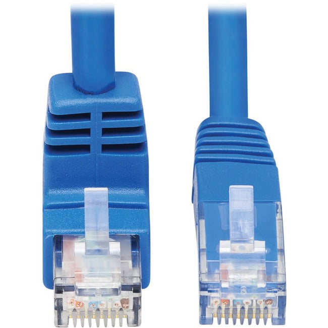 Câble Ethernet Cat6 coudé vers le bas Tripp Lite par Eaton N204-015-BL-DN - 15 pi, M/M, bleu