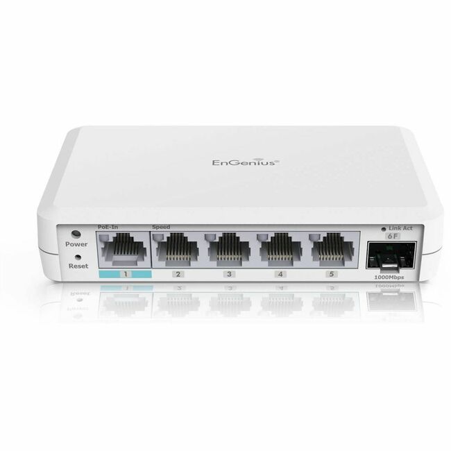 EnGenius 4 ports GE, 1 port GE PD et 1 port SFP Extender