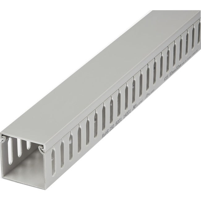 StarTech.com Cable Management Raceway with Cover 2