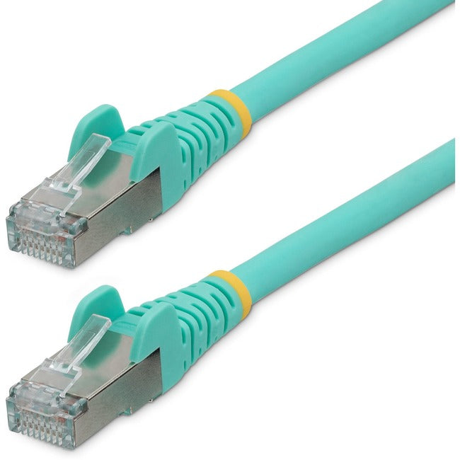 Câble Ethernet CAT6a StarTech.com de 1,8 m, cordon de raccordement réseau RJ-45 sans accroc PoE S/FTP 10 GbE 100 W à faible émission de fumée et sans halogène (LSZH) Aqua